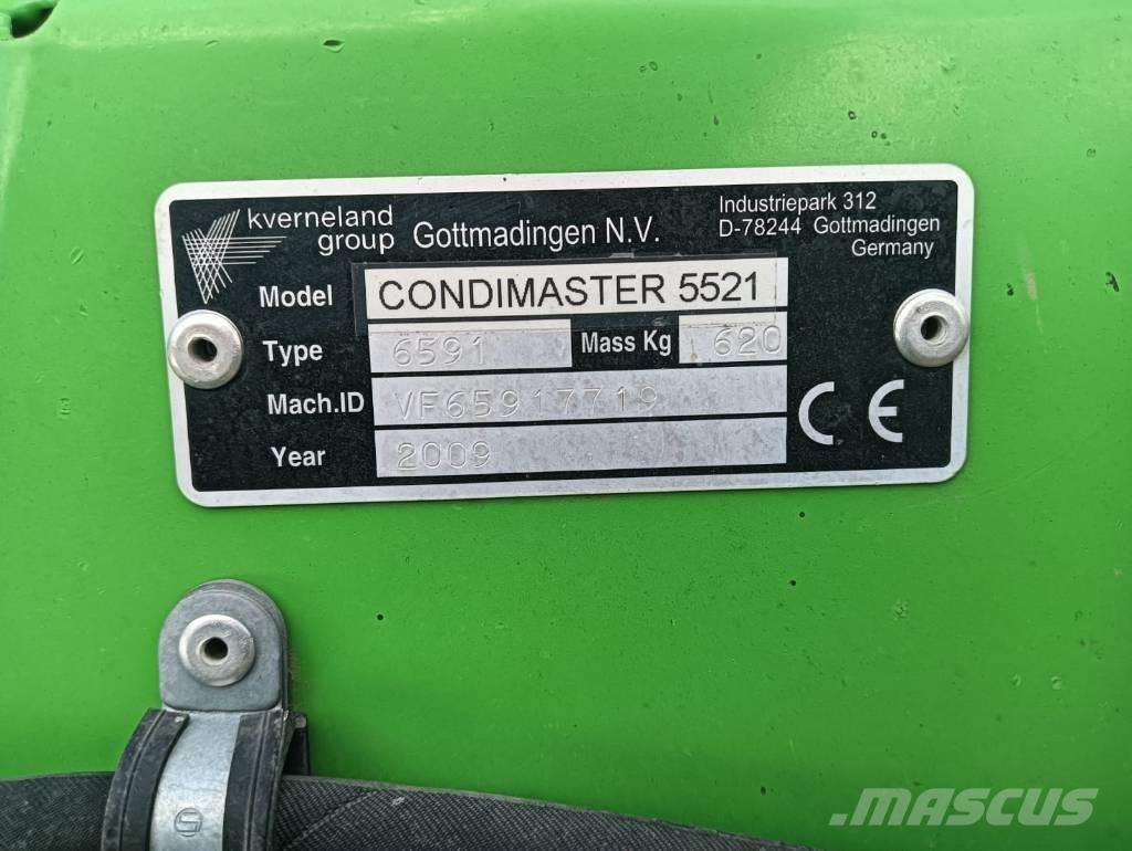 Deutz-Fahr 5521 Rituļu ietinēji