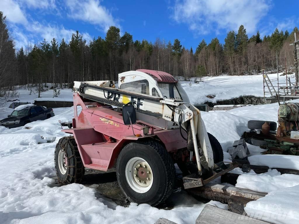 Merlo SM25 Teleskopiskie manipulatori
