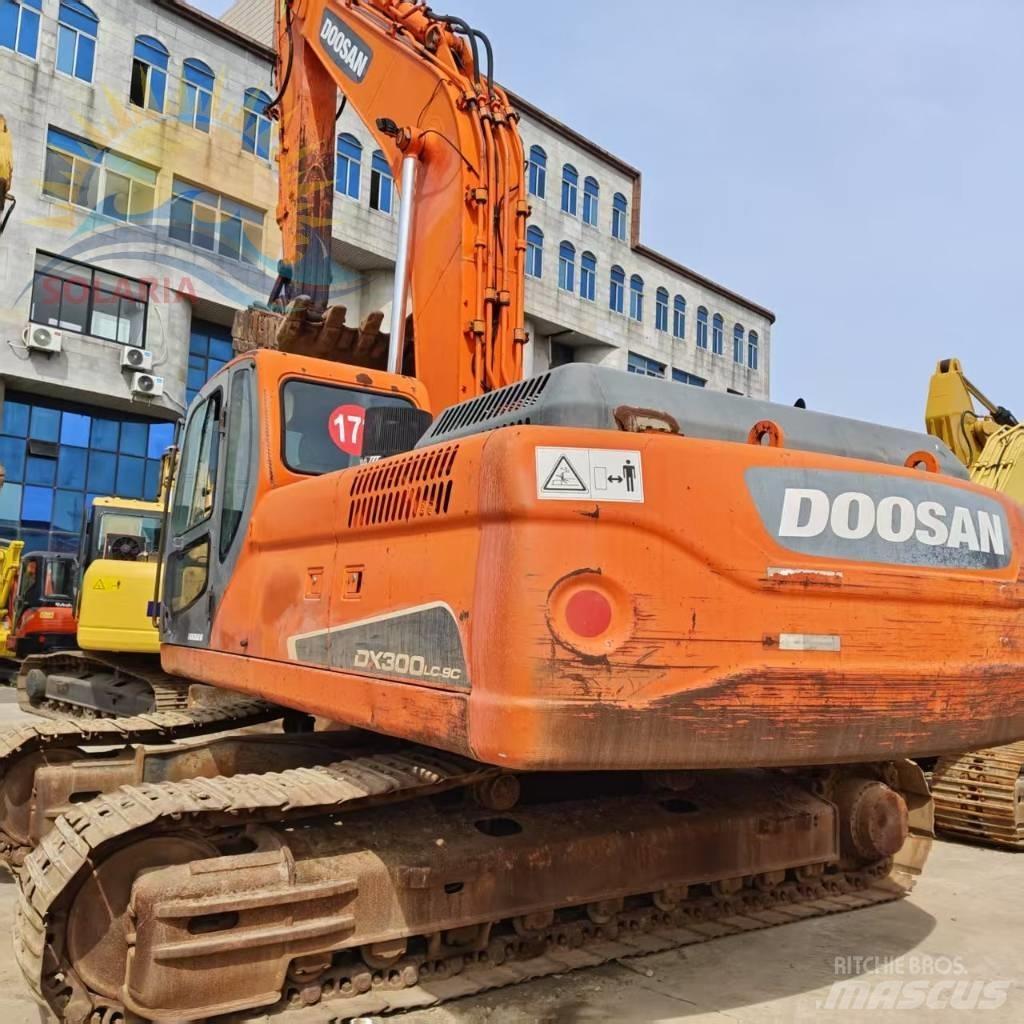Doosan DX300LC Kāpurķēžu ekskavatori