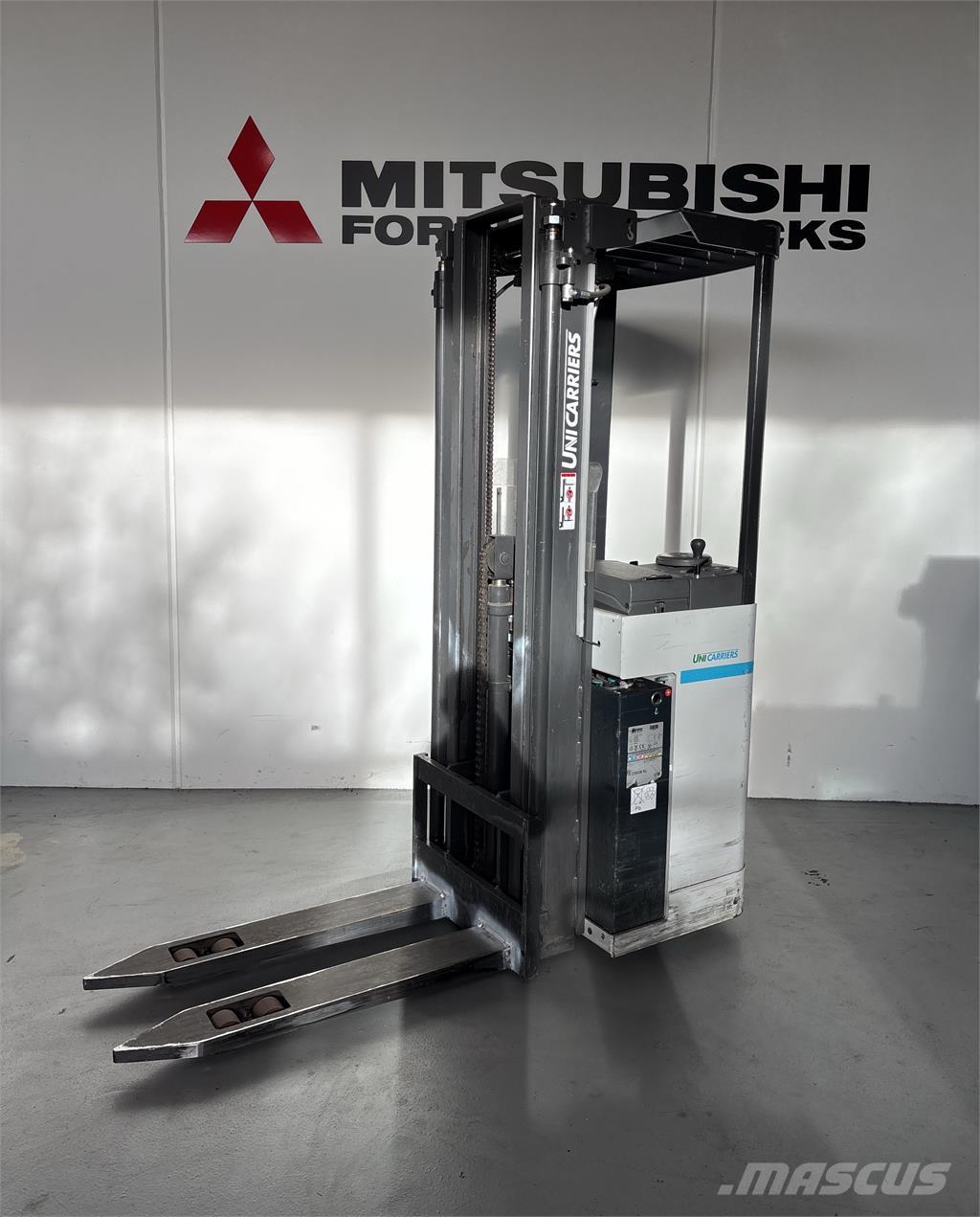 Atlet A160 Pašgājēji krautnētāji