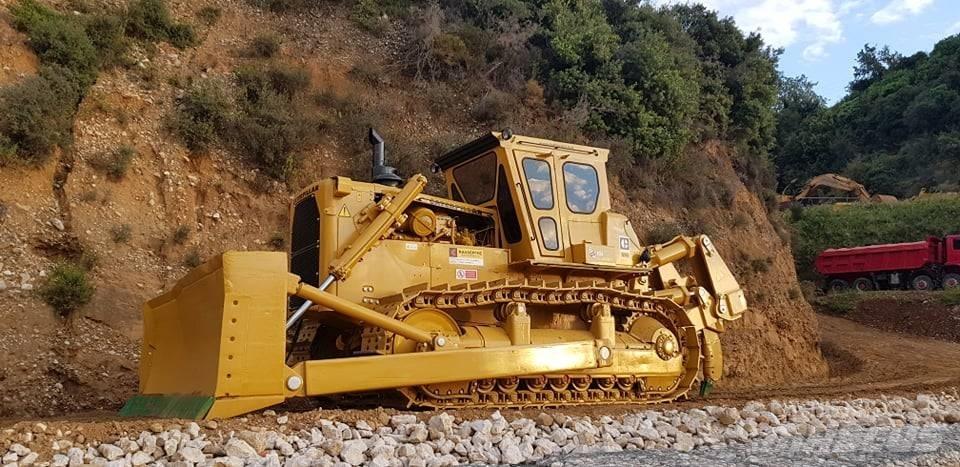 CAT D9G Kāpurķēžu buldozeri