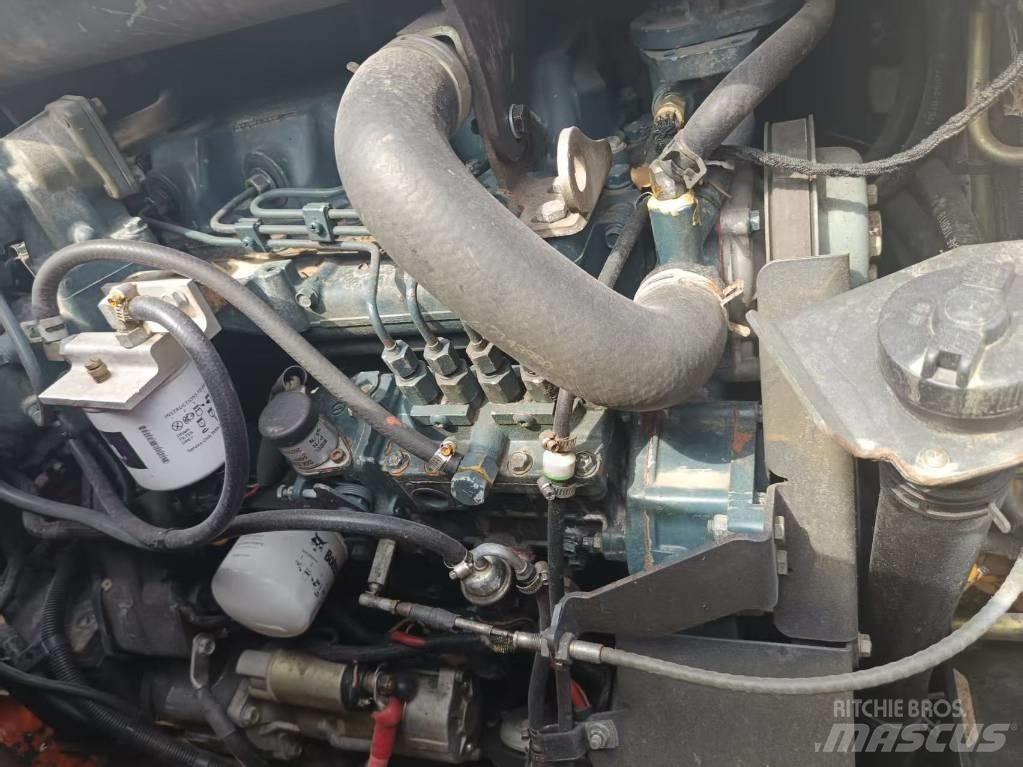 Bobcat T 770 Lietoti riteņu kompaktiekrāvēji