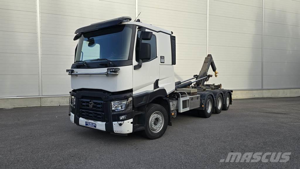 Renault C Cab 2.5 Treileri ar āķi