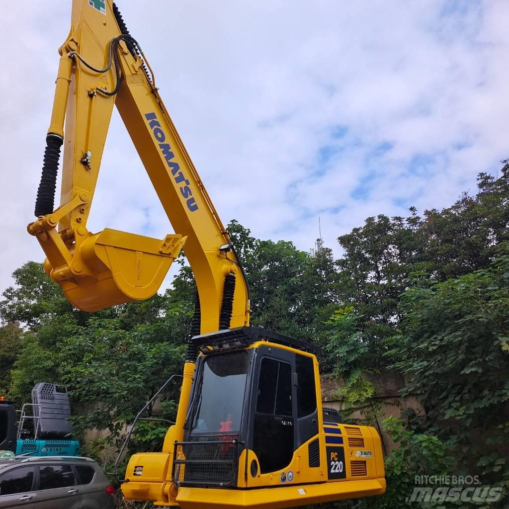 Komatsu PC 220-7 Kāpurķēžu ekskavatori