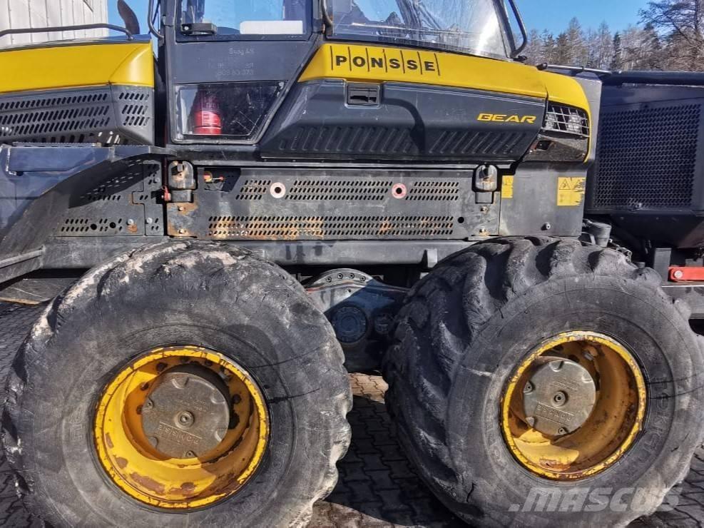 Ponsse Bear 8W Harvesteri