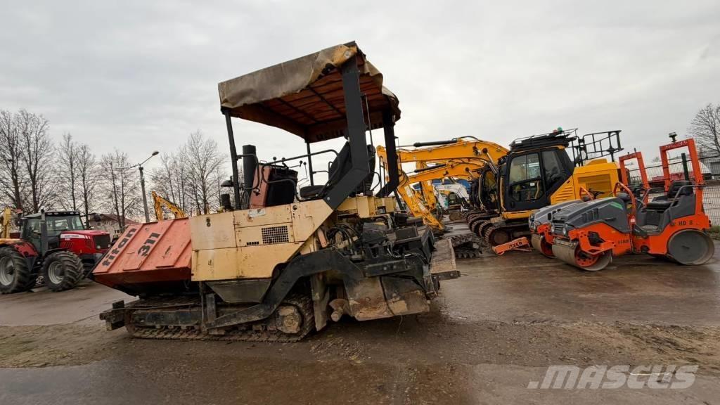 ABG Titan 311 Asfalta klājēji