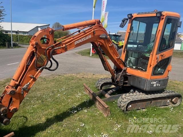 Doosan DX 27 Z Mini ekskavatori < 7 t