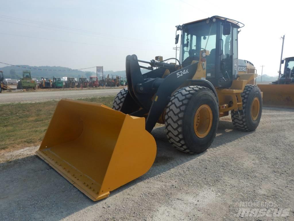 John Deere 524K Iekrāvēji uz riteņiem