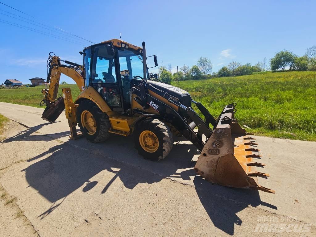 CAT 428 E Ekskavatori-iekrāvēji