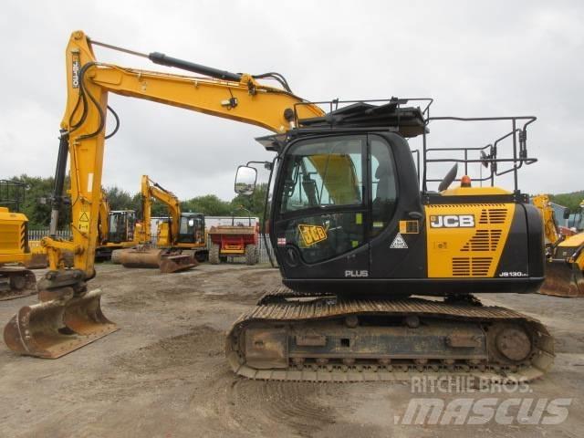 JCB JS130LC Plus+ Kāpurķēžu ekskavatori