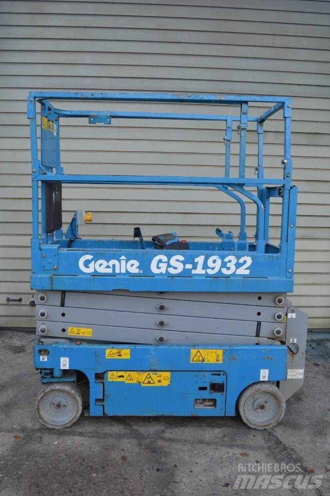 Genie GS 1932 Šķerveida pacēlāji