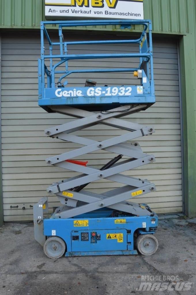 Genie GS 1932 Šķerveida pacēlāji
