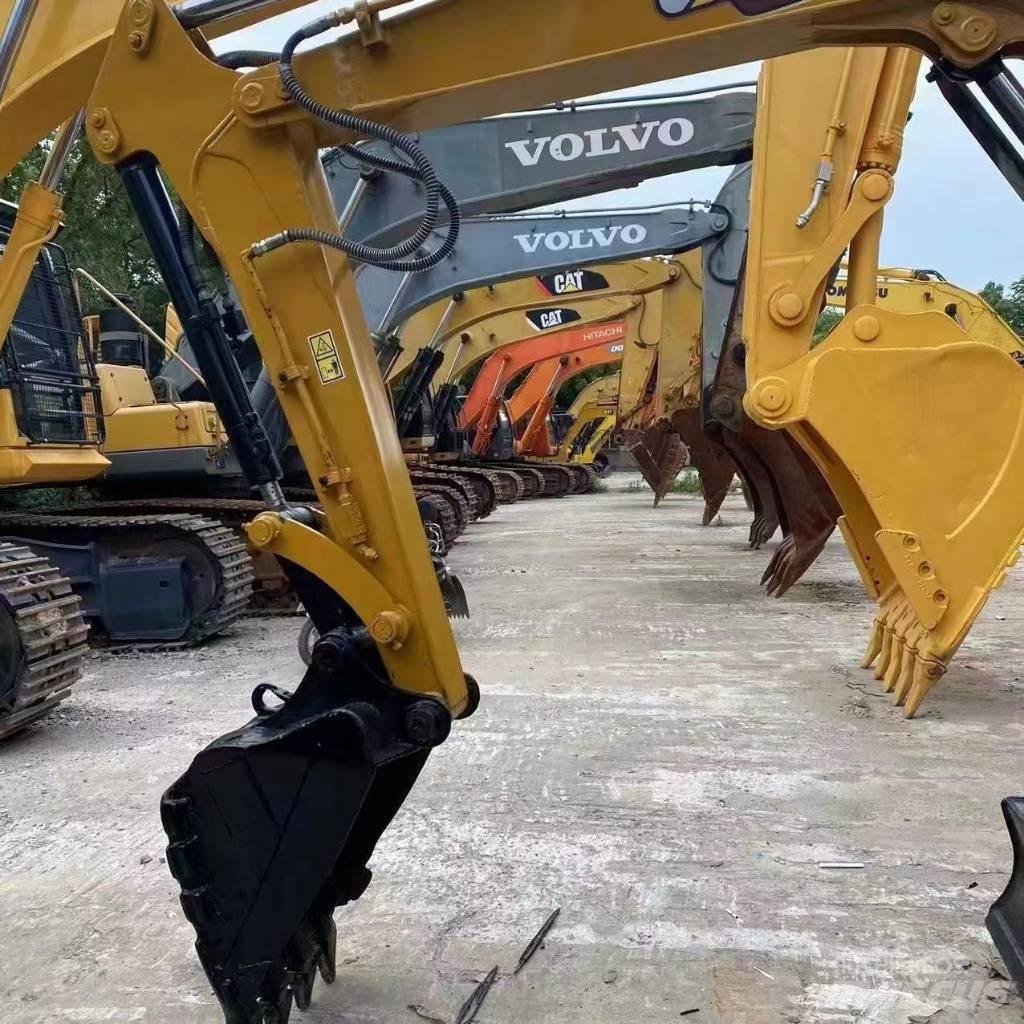 CAT 303.5 Kāpurķēžu ekskavatori