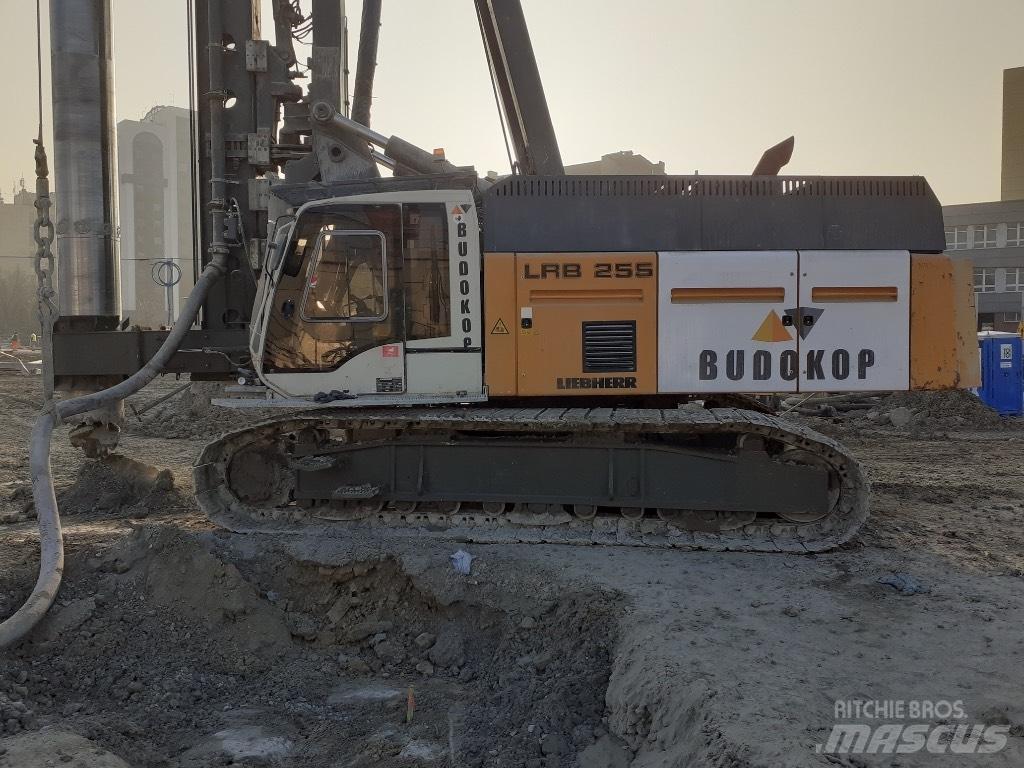 Liebherr LRB255 Urbjtorņi