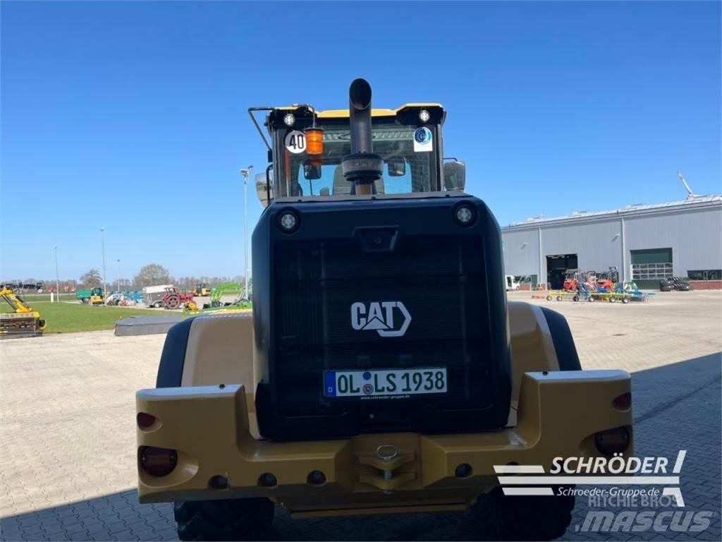 CAT 938 HL Iekrāvēji uz riteņiem