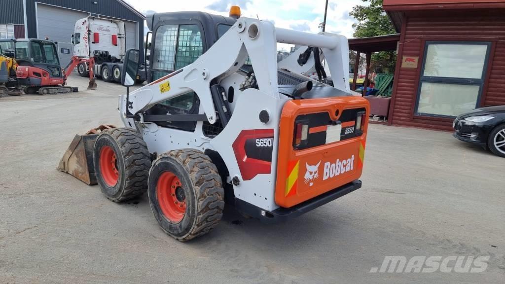 Bobcat S 650 Lietoti riteņu kompaktiekrāvēji