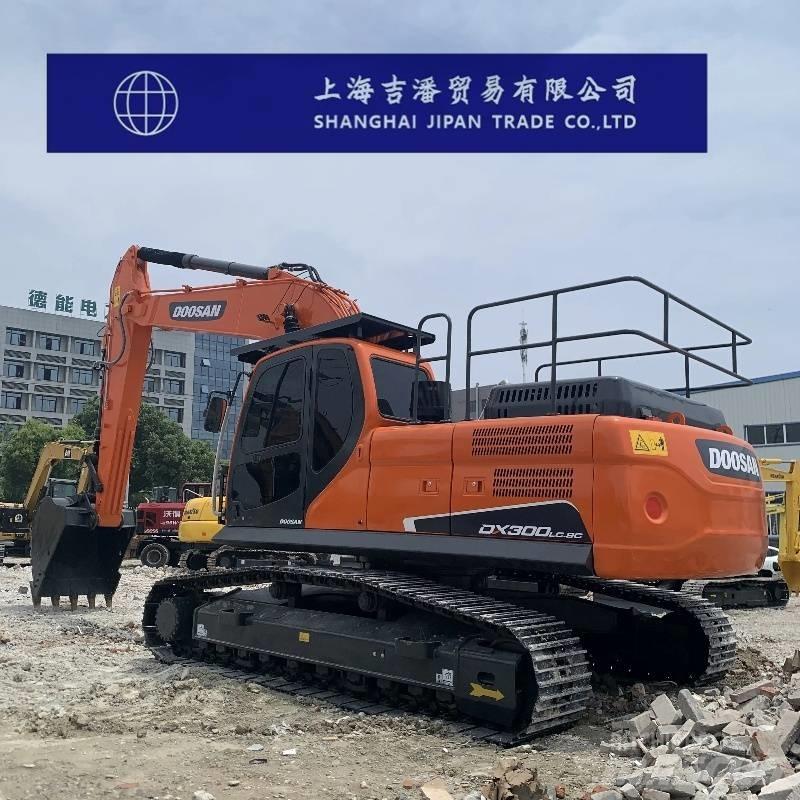 Doosan DX 300 Kāpurķēžu ekskavatori