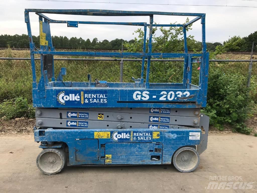 Genie GS 2032 Šķerveida pacēlāji