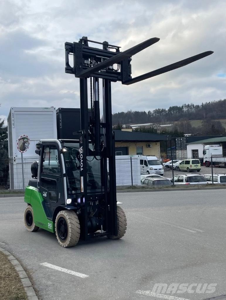 Toyota FVA450 LPG tehnika