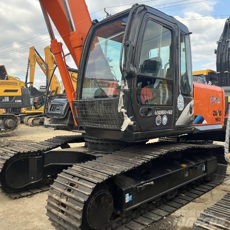 Hitachi ZX 160 Kāpurķēžu ekskavatori