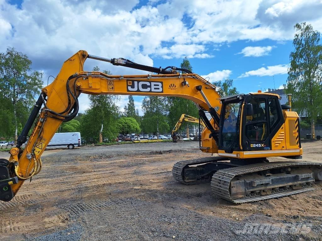 JCB 245 XR LC Kāpurķēžu ekskavatori