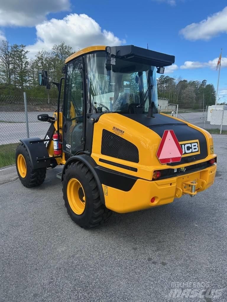 JCB 407 Iekrāvēji uz riteņiem