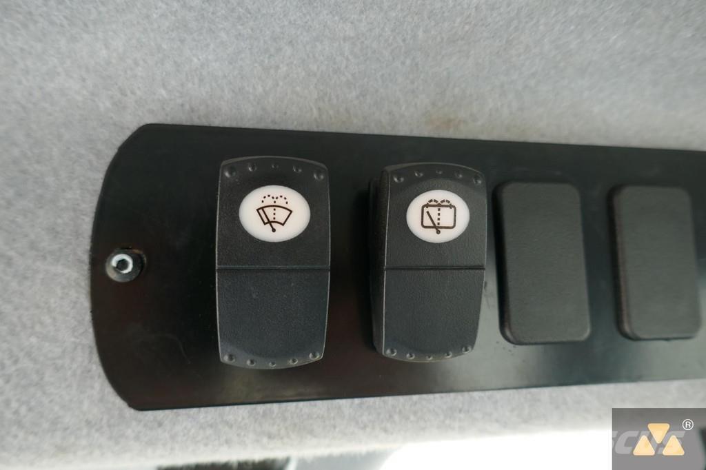 CAT CB10 Divvalču grunts veltņi