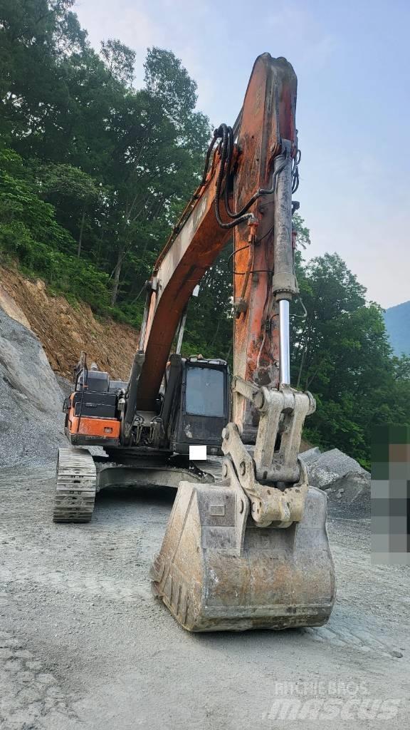 Doosan DX 300 LC-5 Kāpurķēžu ekskavatori