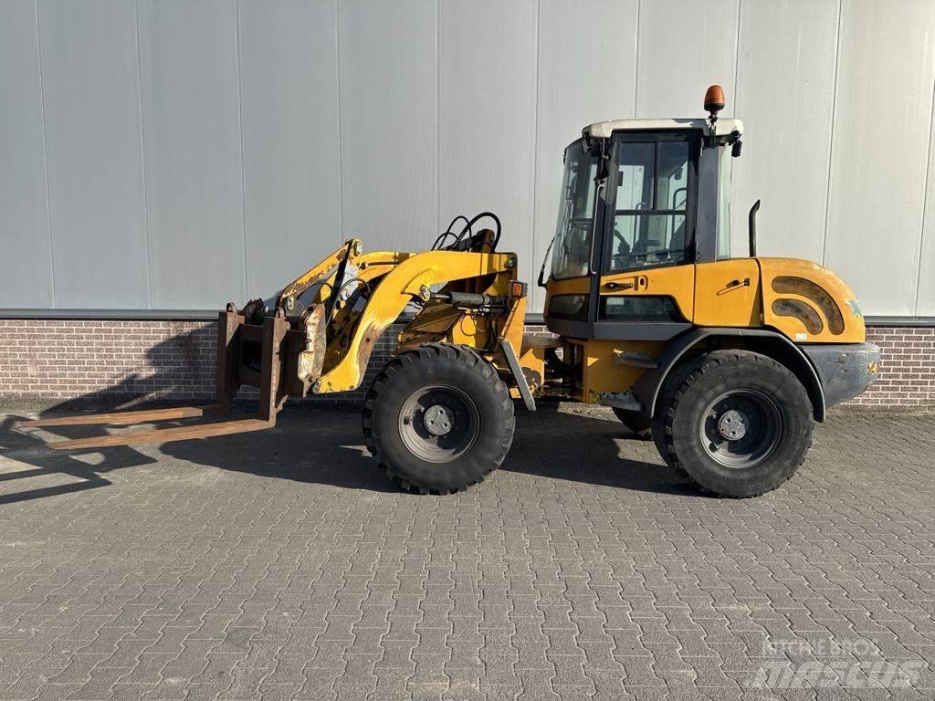 Terex TL70 Iekrāvēji uz riteņiem