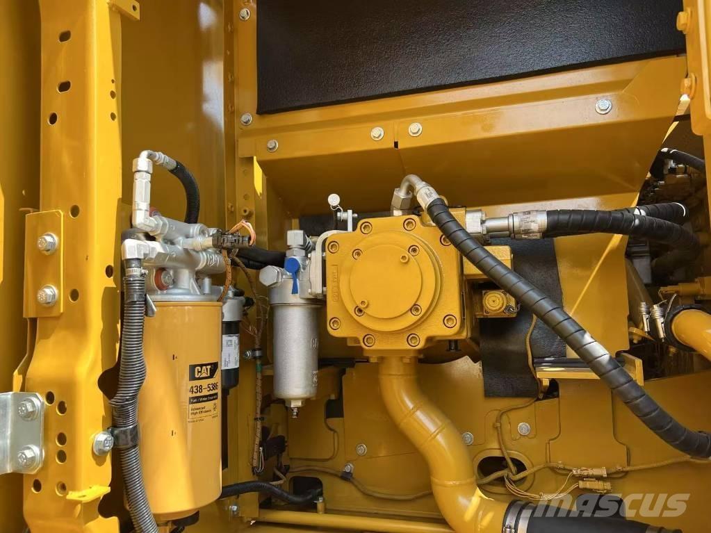 CAT 320 D GC Kāpurķēžu ekskavatori