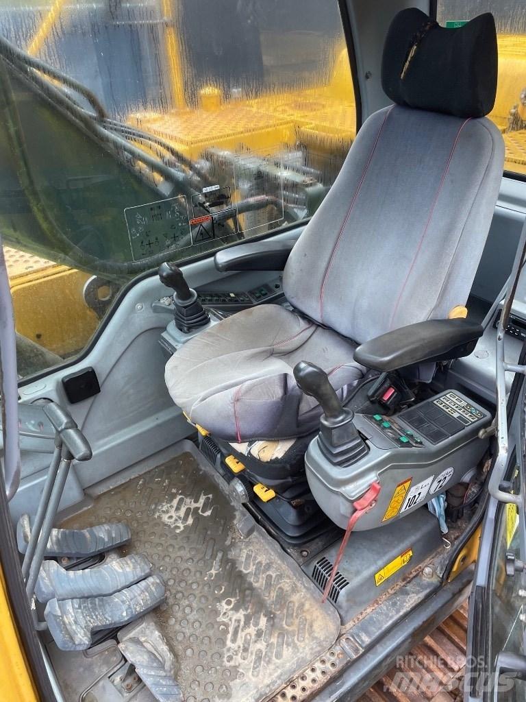 Volvo EC210B Kāpurķēžu ekskavatori