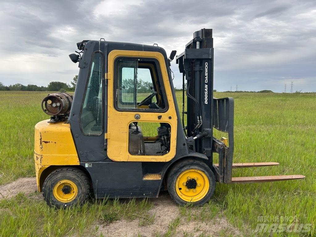 Daewoo G 30 E Autokrāvēji - citi