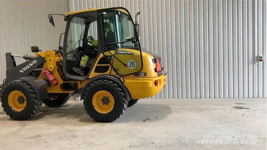 Volvo L 25 F Iekrāvēji uz riteņiem