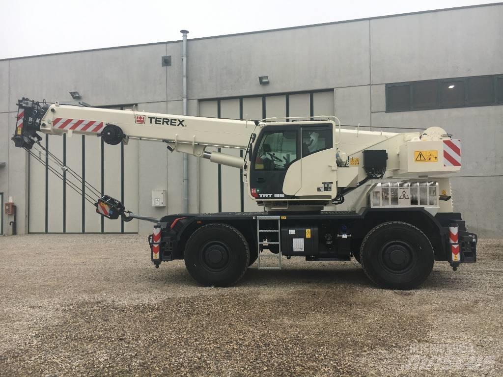Terex TRT35 Celtņi nelīdzenām virsmām