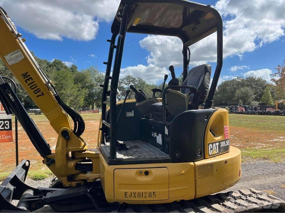 CAT 305.5 E2 CR Mini ekskavatori < 7 t