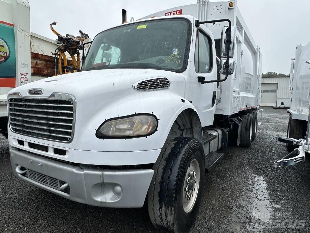 Freightliner M2 Atkritumu izvešanas transports