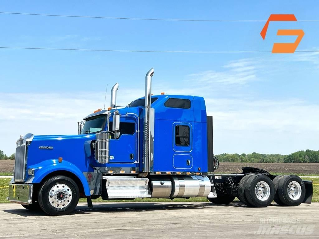 Kenworth W 900 Vilcēji