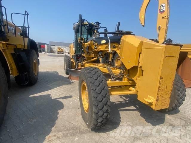 CAT 140M Greideri