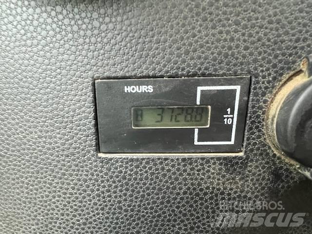 Bobcat E 57 W Ekskavatori uz riteņiem