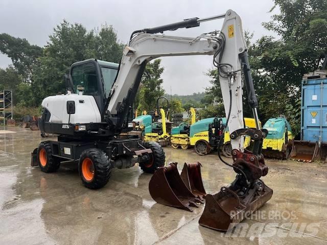 Bobcat E 57 W Ekskavatori uz riteņiem