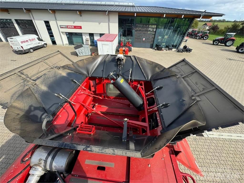 Case IH AF 8250 Ražas novākšanas kombaini