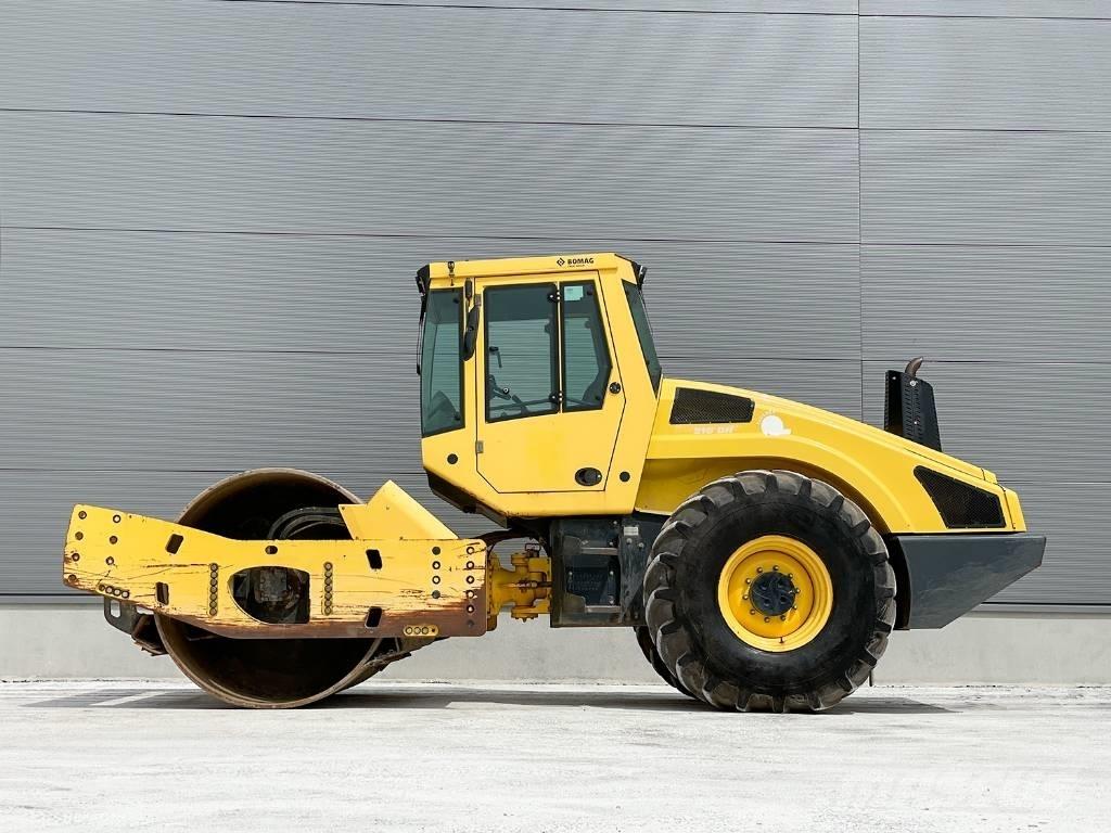 Bomag BW 216 DH-4i Vienvalča grunts veltņi
