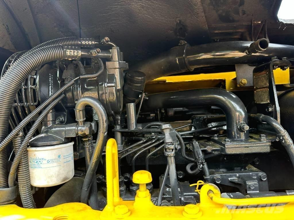 Komatsu PC 78 US-6N0 Kāpurķēžu ekskavatori