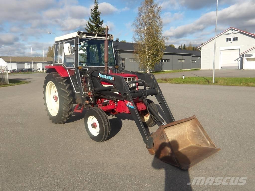 International 674 Traktori