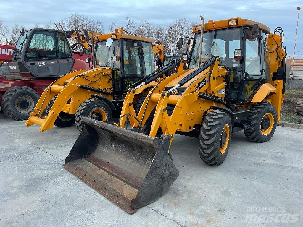 JCB 2 CX Ekskavatori-iekrāvēji