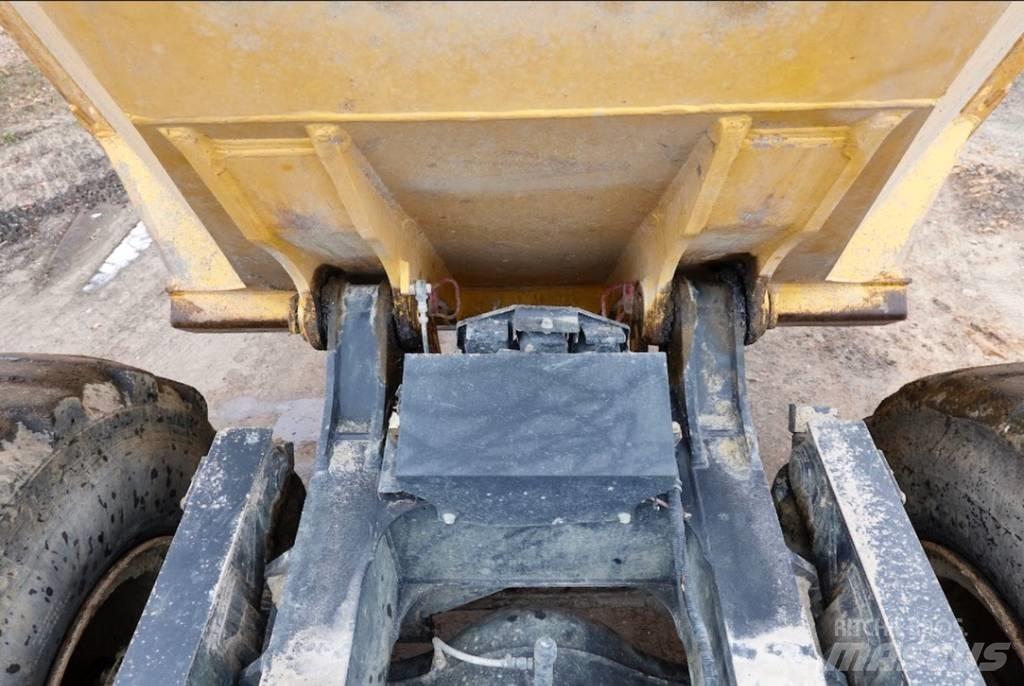 Komatsu HM300-5 Artikulētie pašizgāzēji