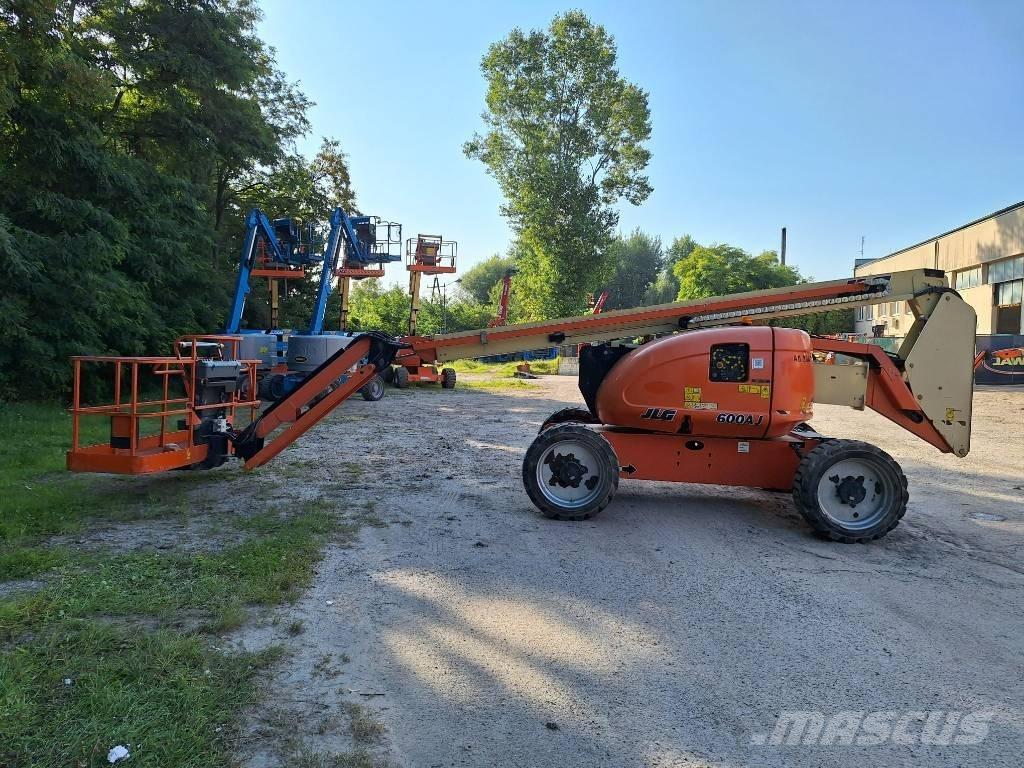 JLG 600AJ Strēles pacēlāji