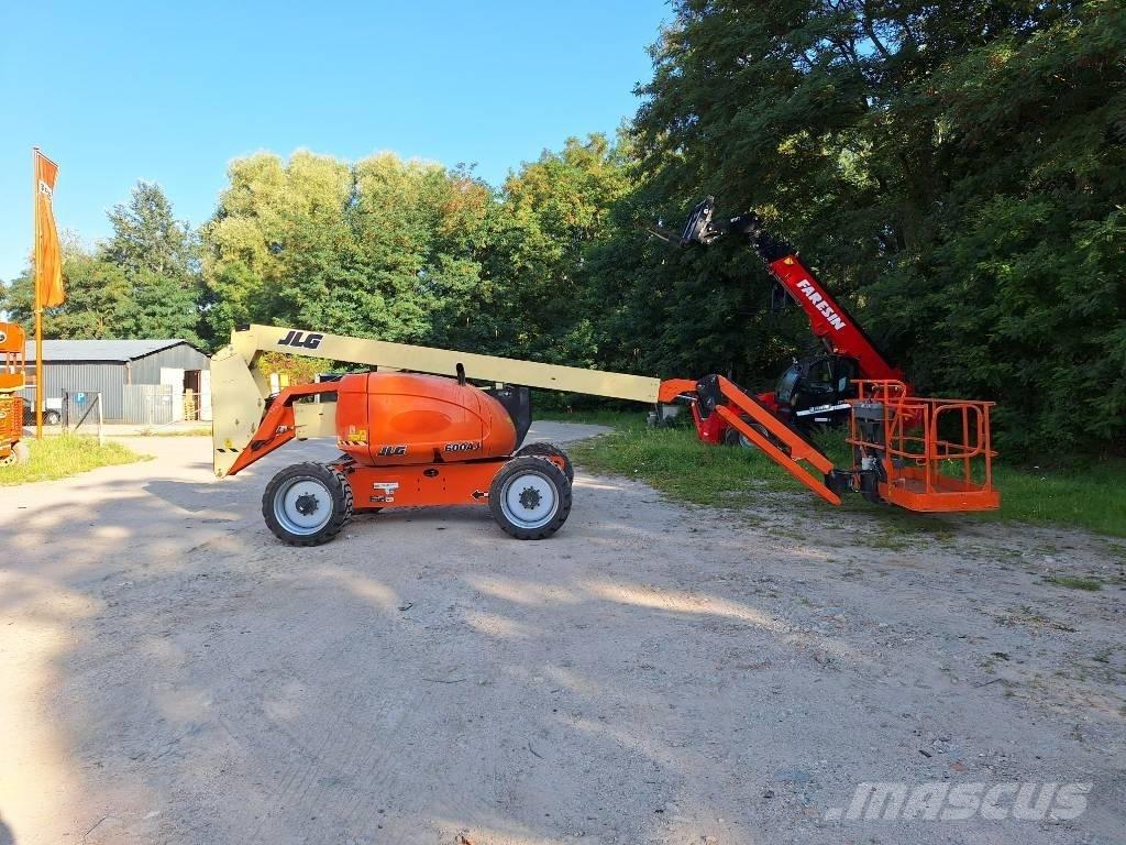 JLG 600AJ Strēles pacēlāji