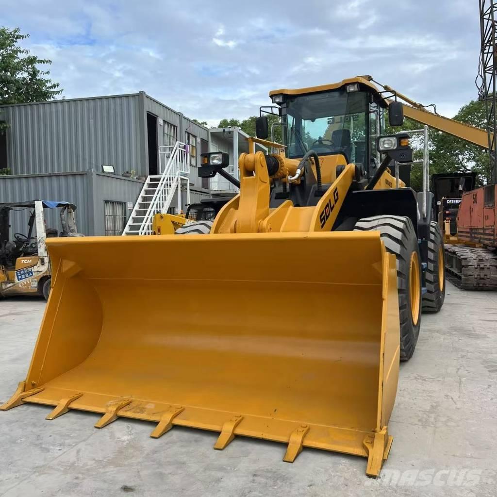 SDLG LG956L Iekrāvēji uz riteņiem