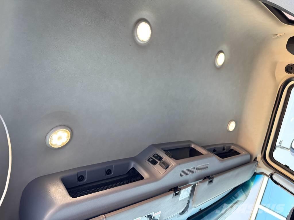 Mack Granite Pašizgāzējs